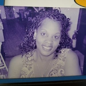 Meet your Posher, Bonita